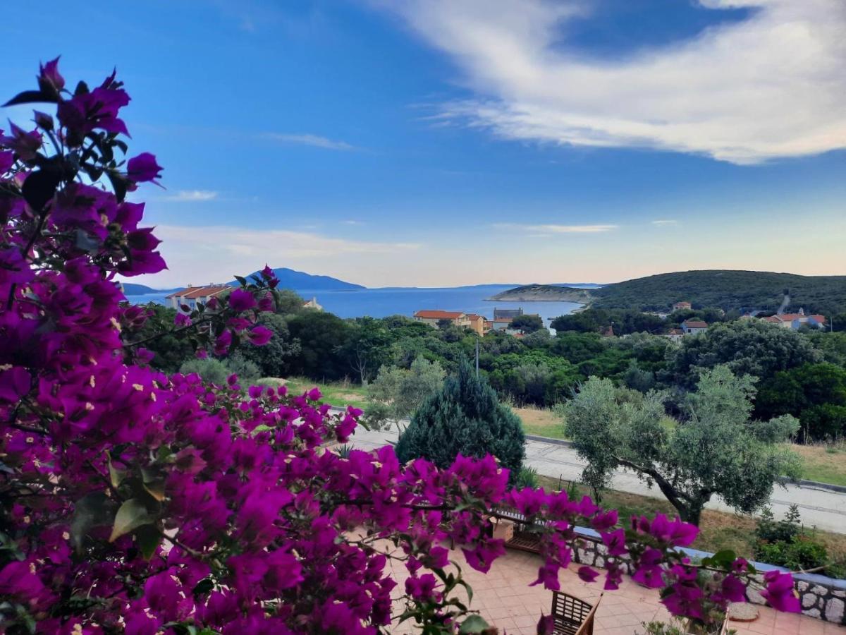 Hotel Zlatni Lav Martinšćica Eksteriør bilde
