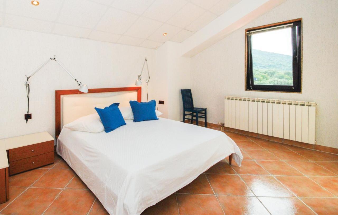 Hotel Zlatni Lav Martinšćica Eksteriør bilde