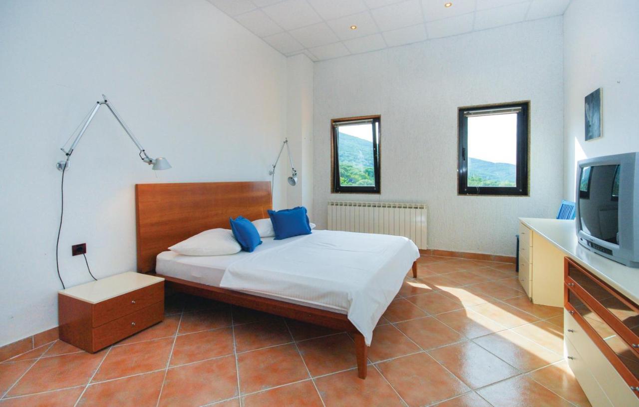 Hotel Zlatni Lav Martinšćica Eksteriør bilde