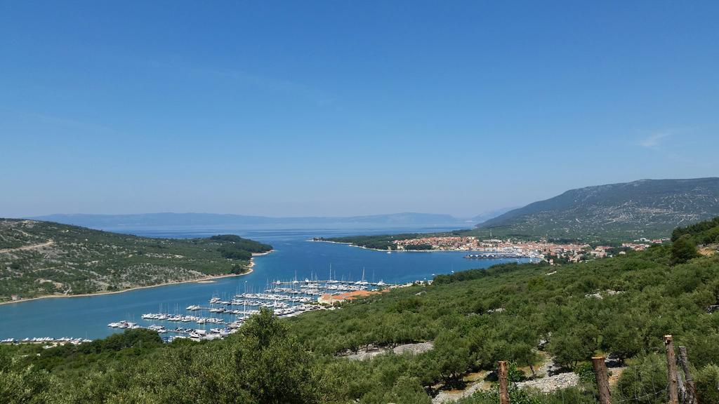 Hotel Zlatni Lav Martinšćica Eksteriør bilde
